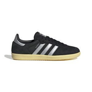 Adidas IE8128
